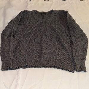 SUZY SHIER GRAY CREW NECK SWEATER
